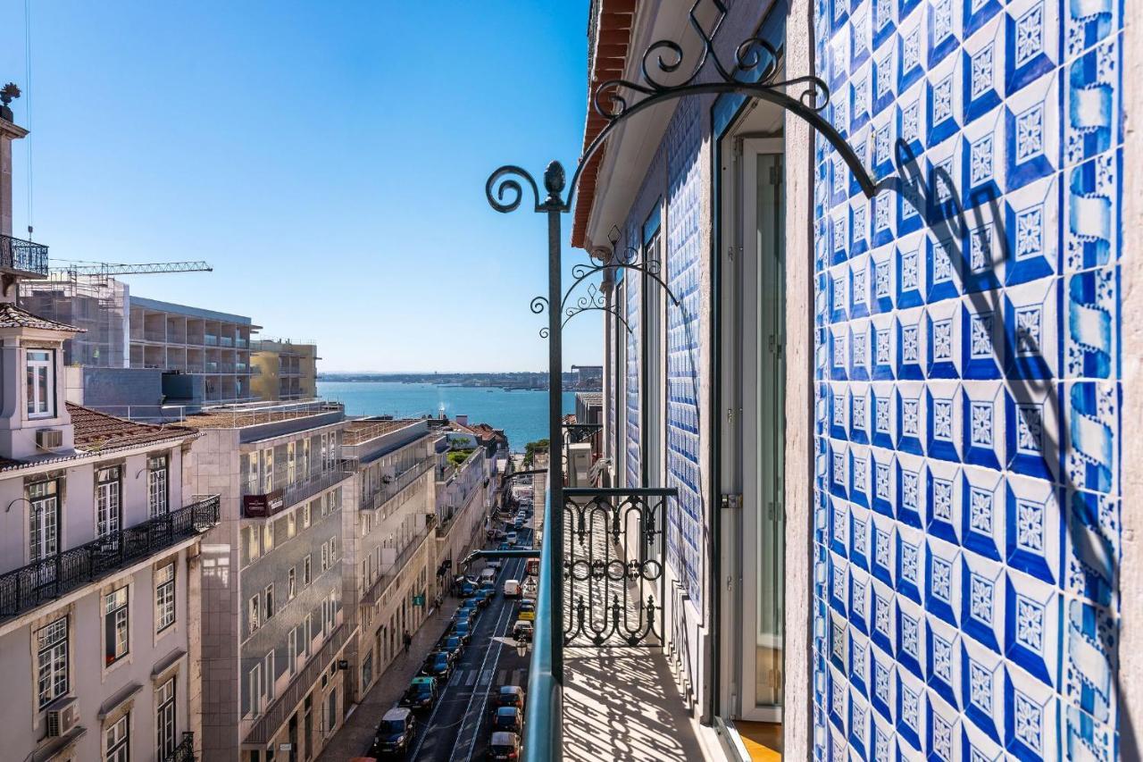 Amazing 1Bdr Apartment In Chiado By Lovelystay Lisbon Exterior photo